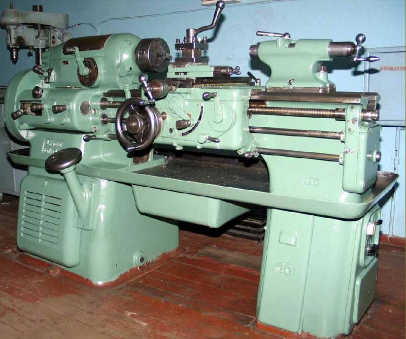 Загальний вигляд токарно-гвинторізного верстата DL-2 компанії G.Kärger